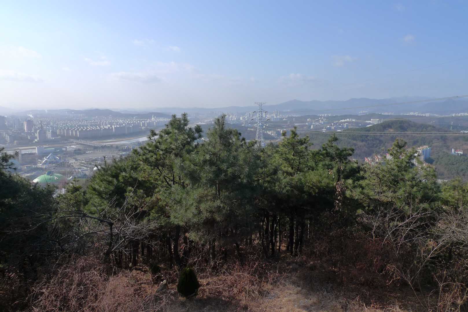 scenic image of OuSeongEeSan